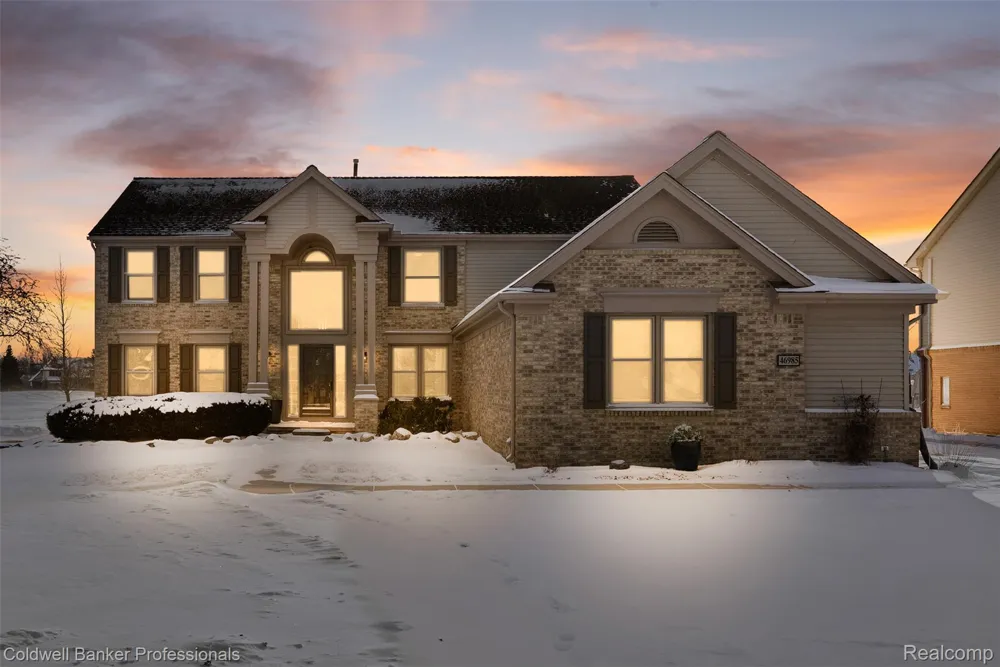 46985 Glastonbury Drive