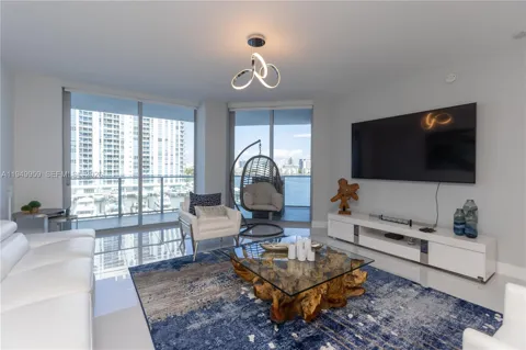 17111 Biscayne Blvd #505