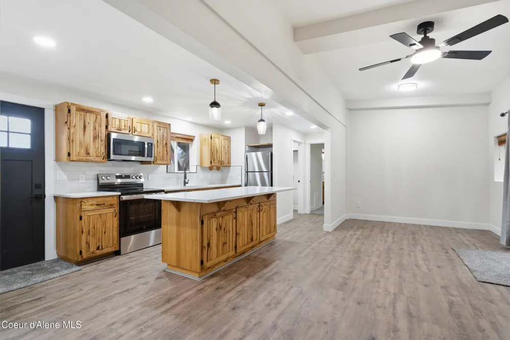 43143 Riverview Drive #APT 8 Kingston, ID 83839