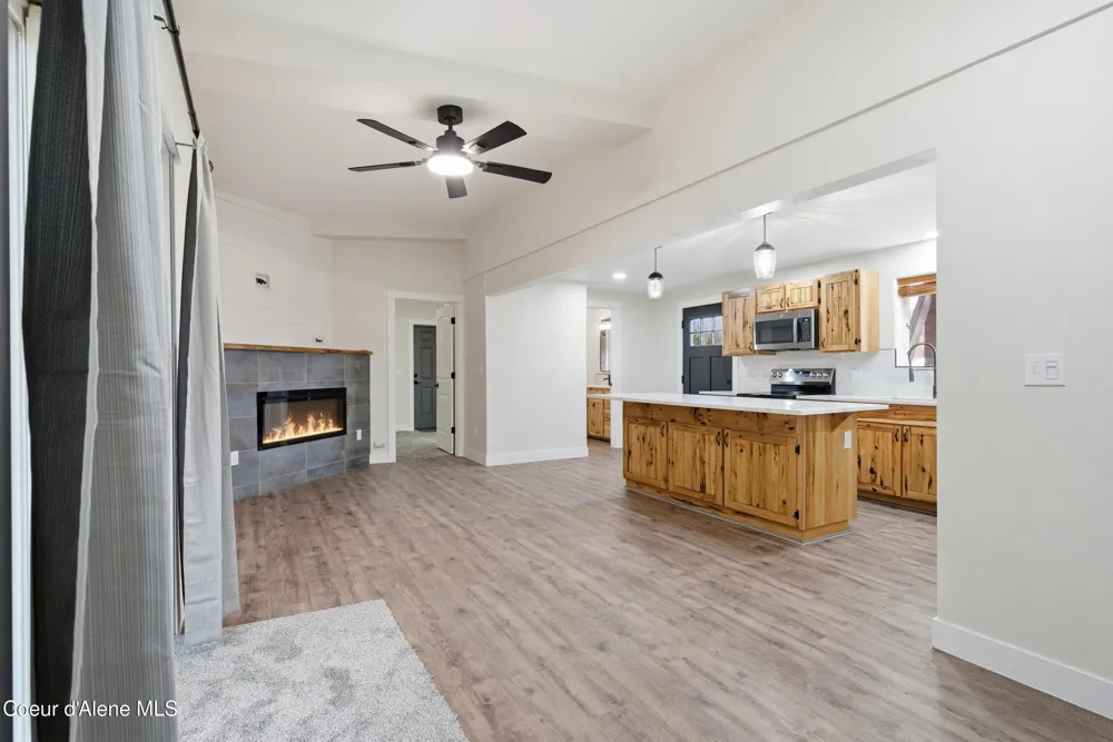43143 Riverview Drive #APT 8 Kingston, ID 83839