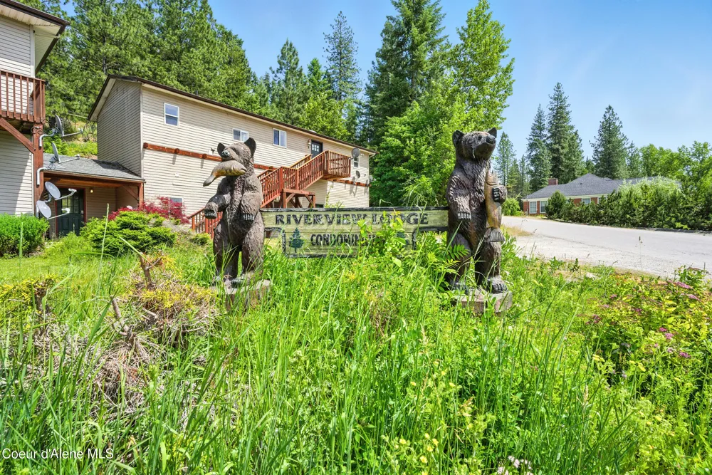 43143 Riverview Drive #APT 8 Kingston, ID 83839
