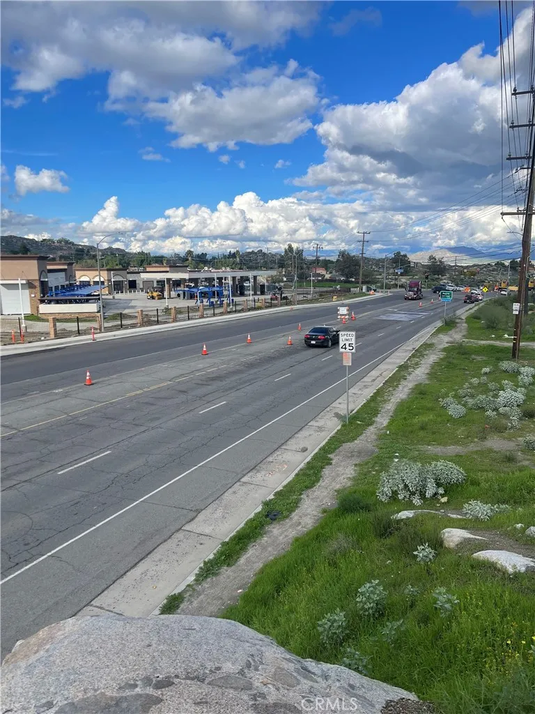 Hwy 74 Perris, CA 92570