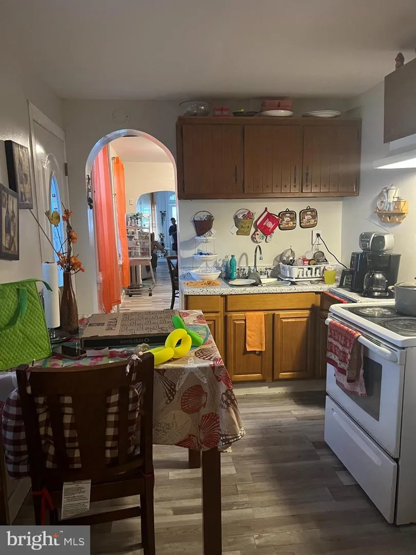341 S 9TH STREET Reading, PA 19602