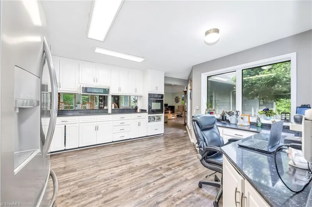 931,935 Don Bare Road Jefferson, NC 28640