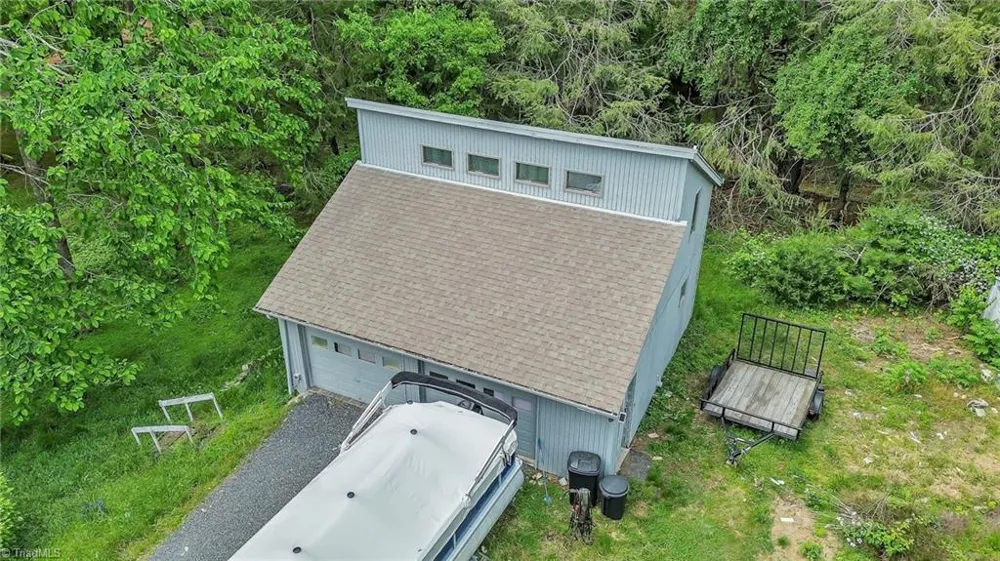 931,935 Don Bare Road Jefferson, NC 28640