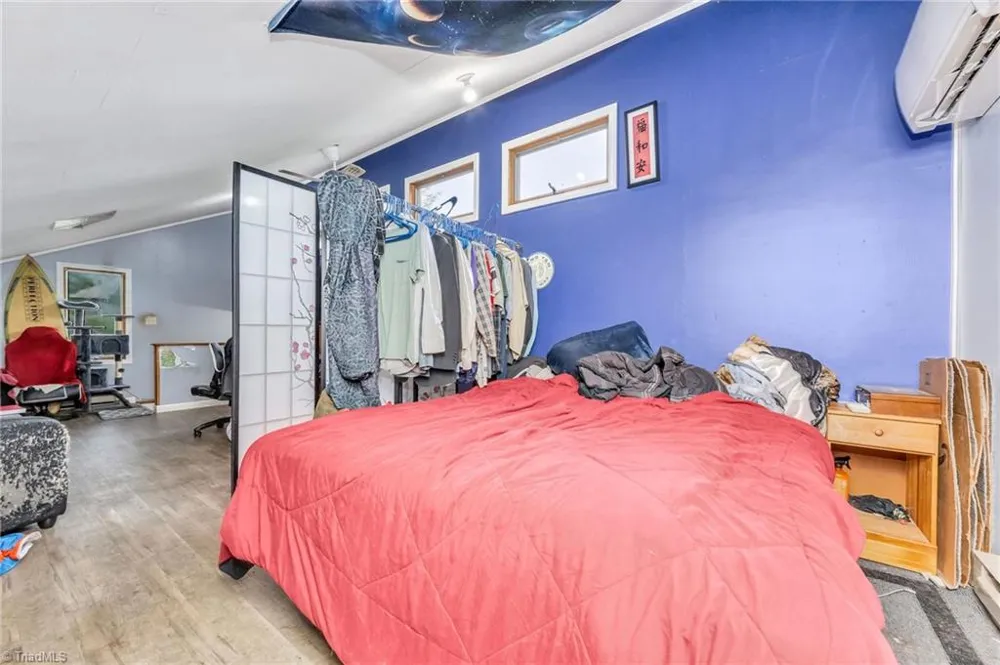 931,935 Don Bare Road Jefferson, NC 28640