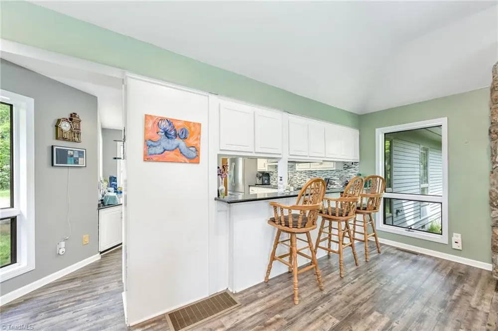 931,935 Don Bare Road Jefferson, NC 28640