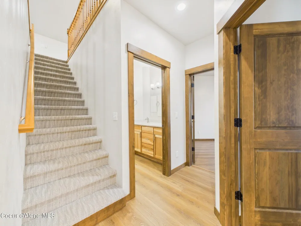 1413 E Round Lake Road St. Maries, ID 83861