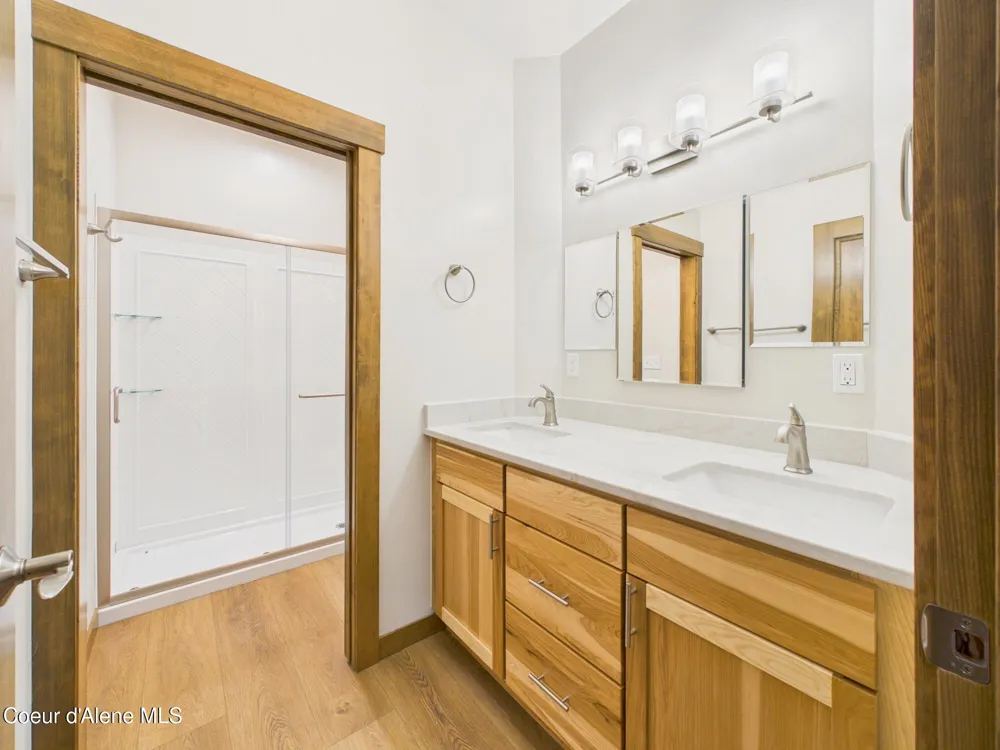 1413 E Round Lake Road St. Maries, ID 83861