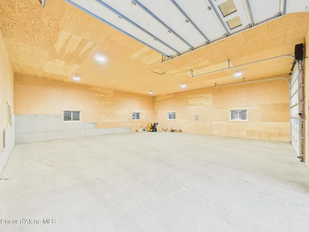 1413 E Round Lake Road St. Maries, ID 83861