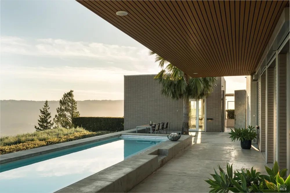 2947 Cavedale Road Glen Ellen, CA 95442