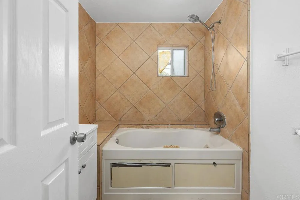 641 Morrison Street San Diego, CA 92102