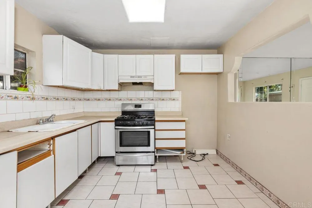 641 Morrison Street San Diego, CA 92102