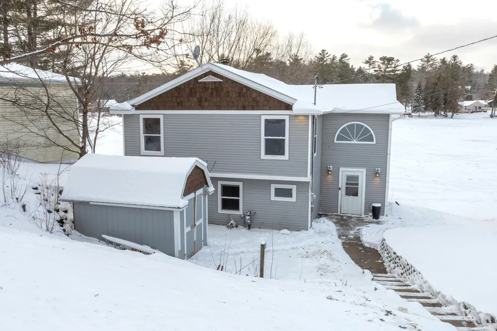 11505 Riverside Drive