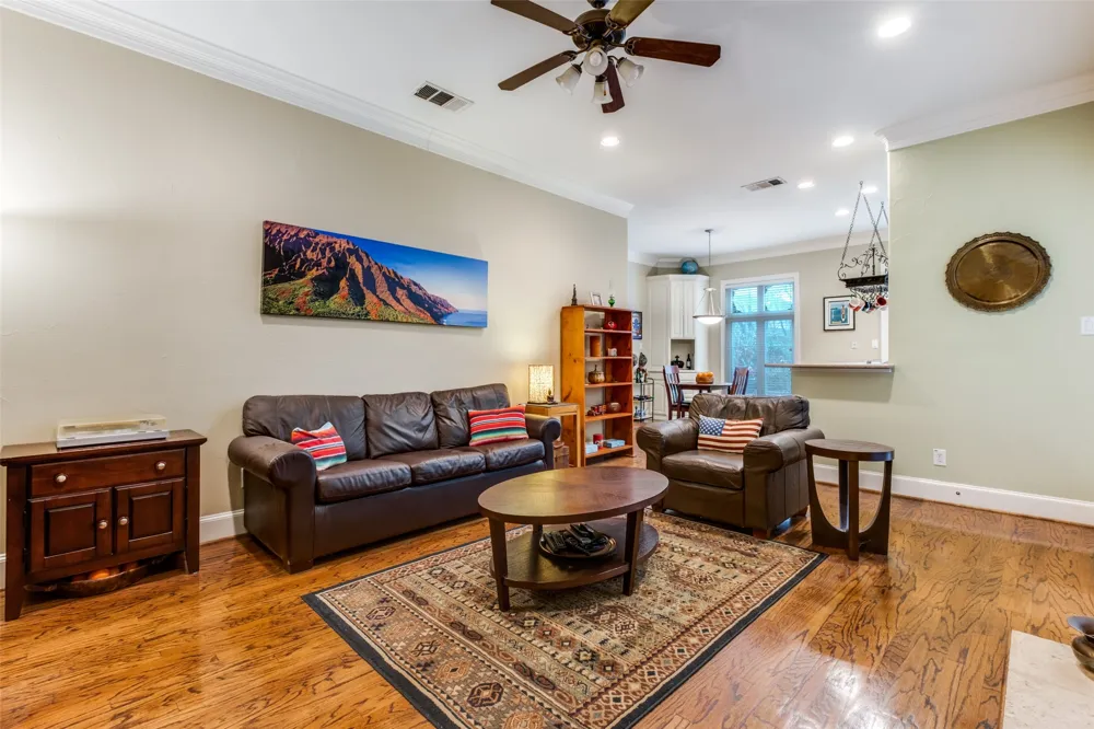 4007 Bowser Avenue #D Dallas, TX 75219