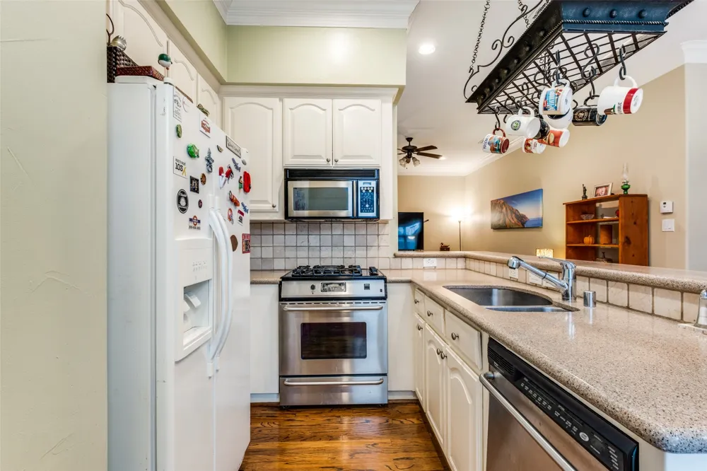 4007 Bowser Avenue #D Dallas, TX 75219
