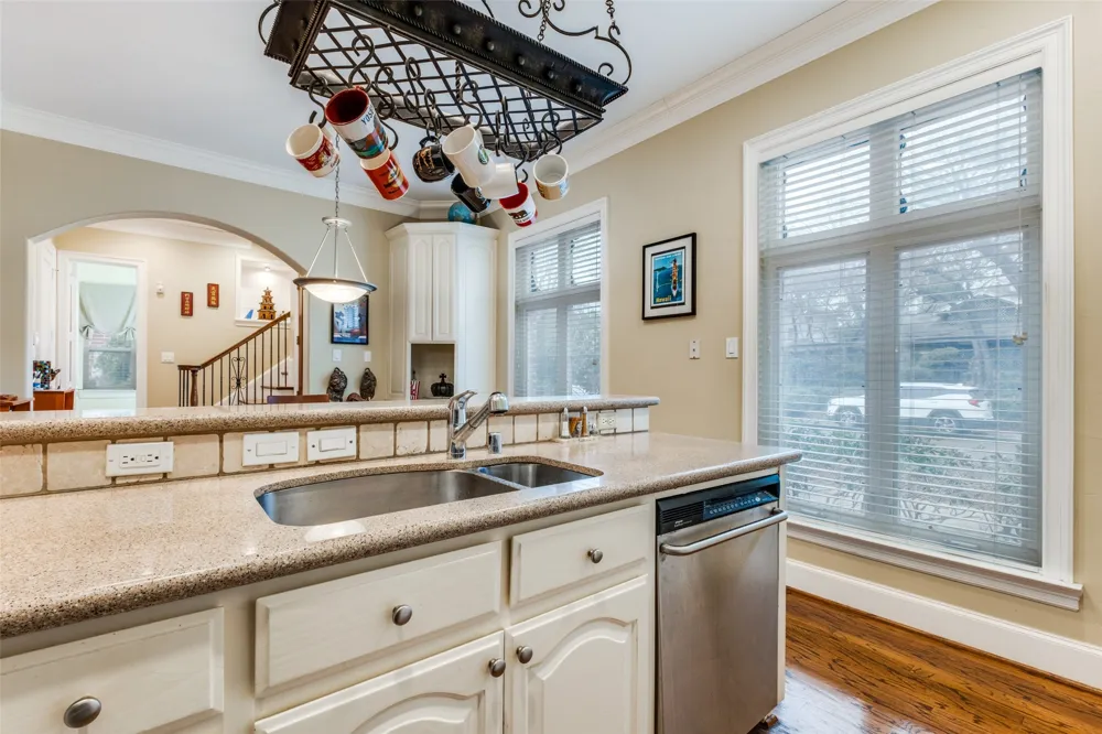 4007 Bowser Avenue #D Dallas, TX 75219