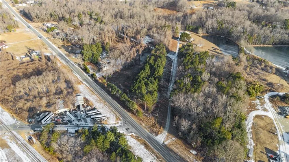 5600 Skyline Avenue Julian, NC 27283