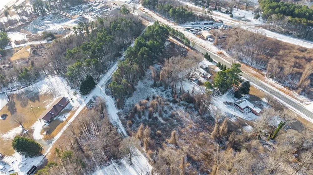 5600 Skyline Avenue Julian, NC 27283