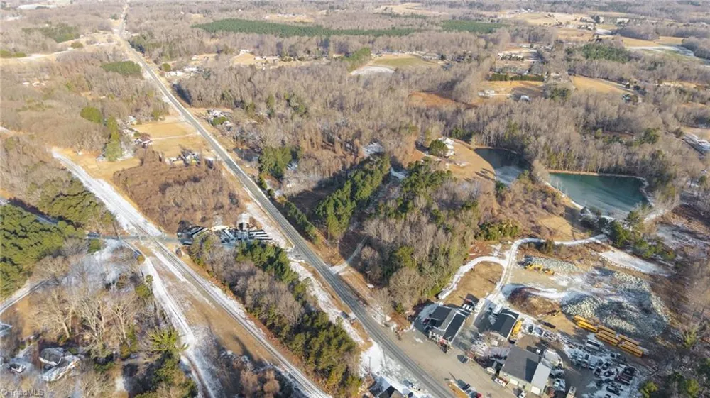 5600 Skyline Avenue Julian, NC 27283