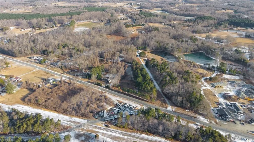 5600 Skyline Avenue Julian, NC 27283