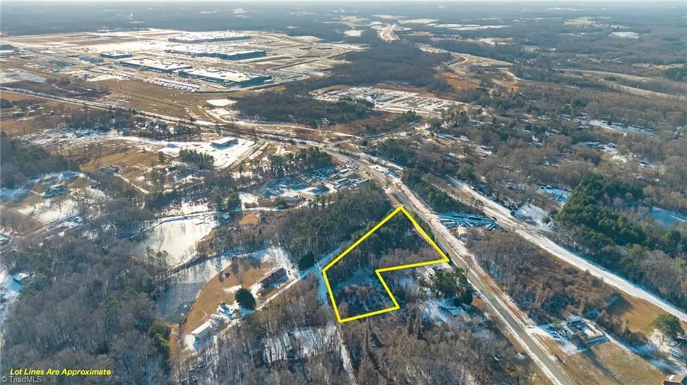 5600 Skyline Avenue Julian, NC 27283