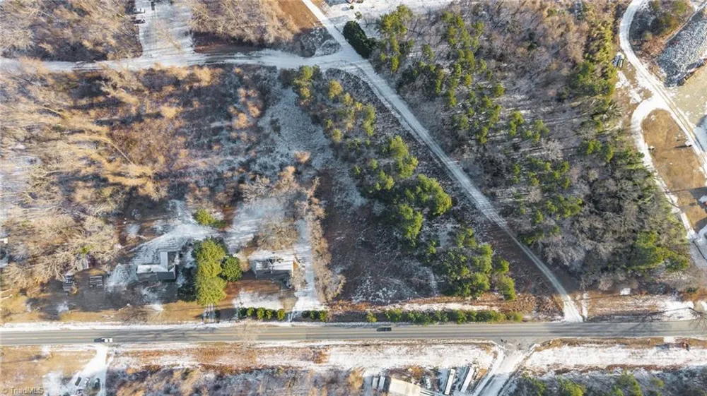 5600 Skyline Avenue Julian, NC 27283
