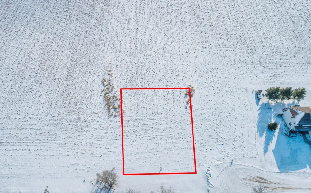 124 Kaukis Drive Le Sueur, MN 56058