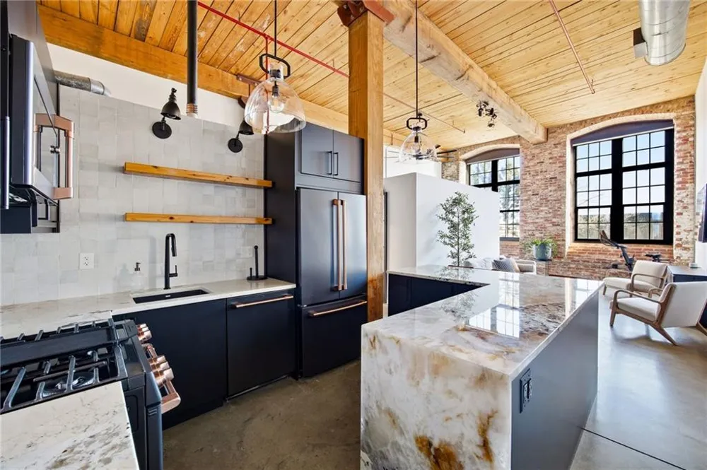 170 Boulevard SE #H213