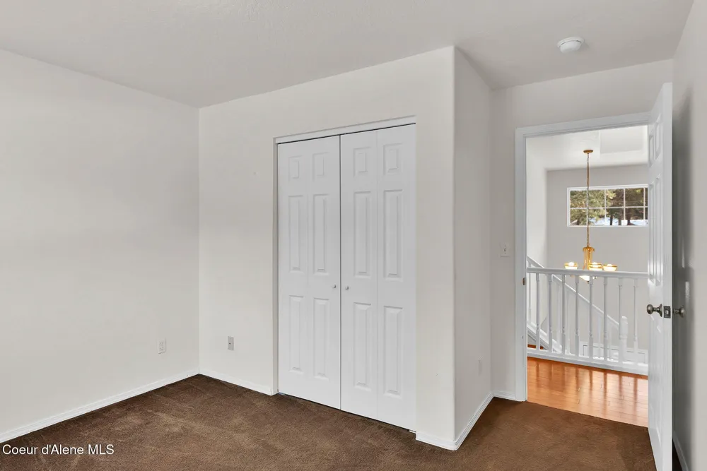 19850 Gunning Road Rathdrum, ID 83858
