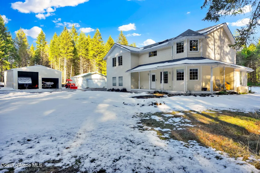19850 Gunning Road Rathdrum, ID 83858