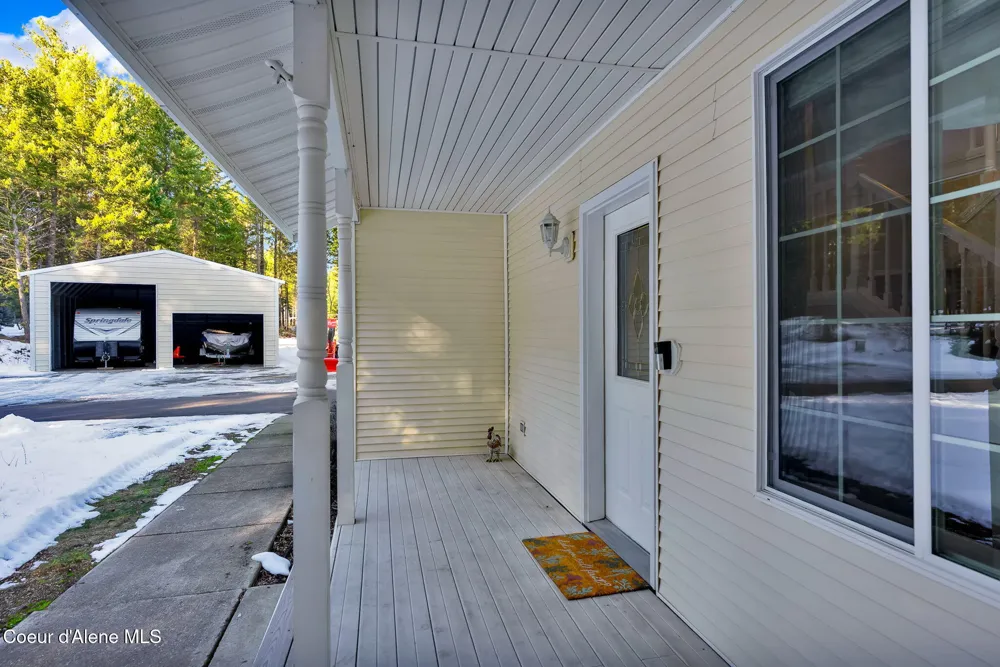 19850 Gunning Road Rathdrum, ID 83858