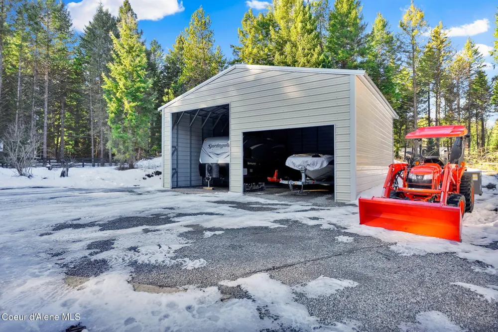 19850 Gunning Road Rathdrum, ID 83858