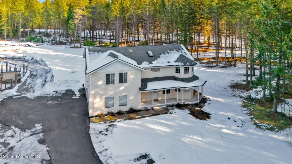 19850 Gunning Road Rathdrum, ID 83858