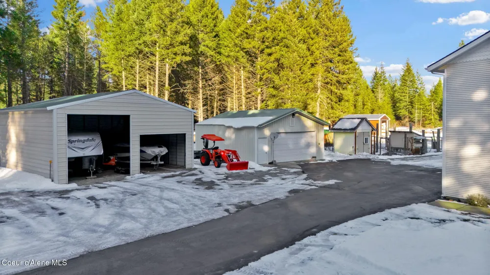 19850 Gunning Road Rathdrum, ID 83858