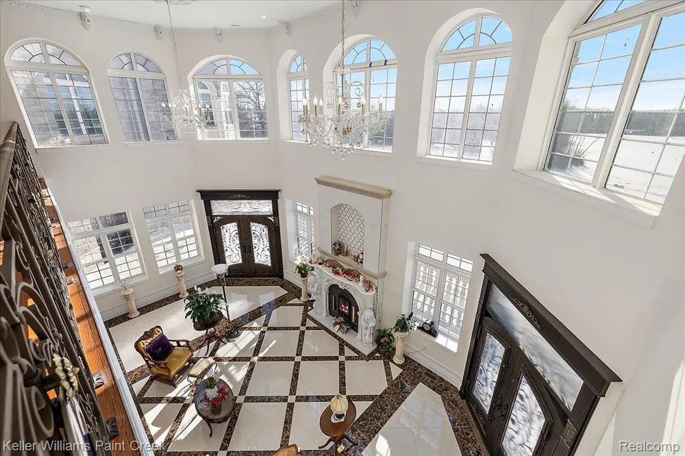 68050 Hillside Lane Washington Township, MI 48095