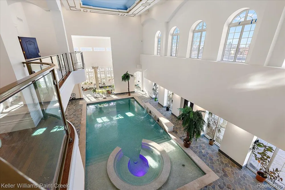 68050 Hillside Lane Washington Township, MI 48095