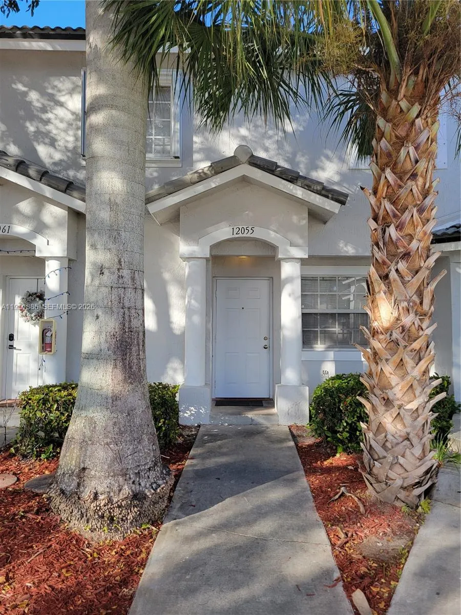 12055 SW 140th Ter #7-20