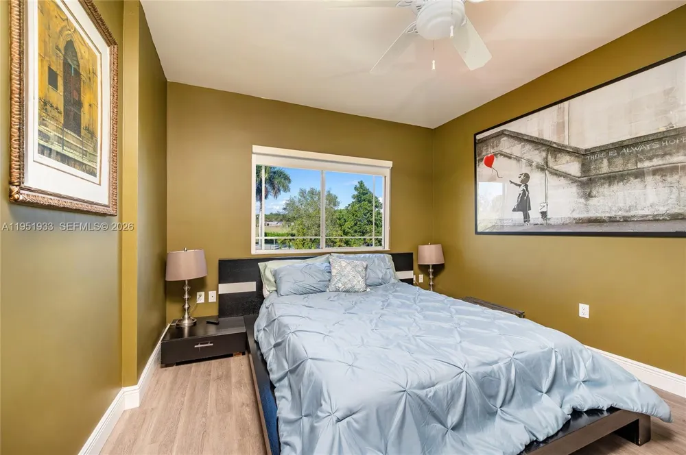 19520 SW 206th St Miami, FL 33187