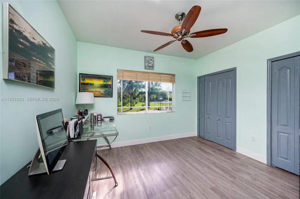 19520 SW 206th St Miami, FL 33187