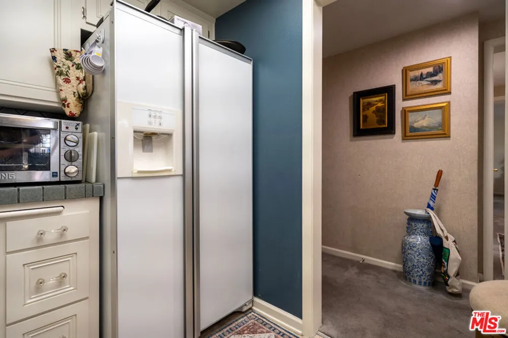 880 W 1st Street #506 Los Angeles, CA 90012