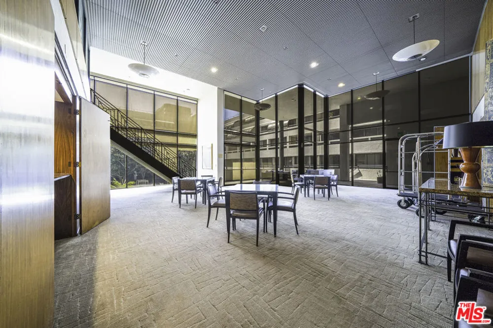 880 W 1st Street #506 Los Angeles, CA 90012