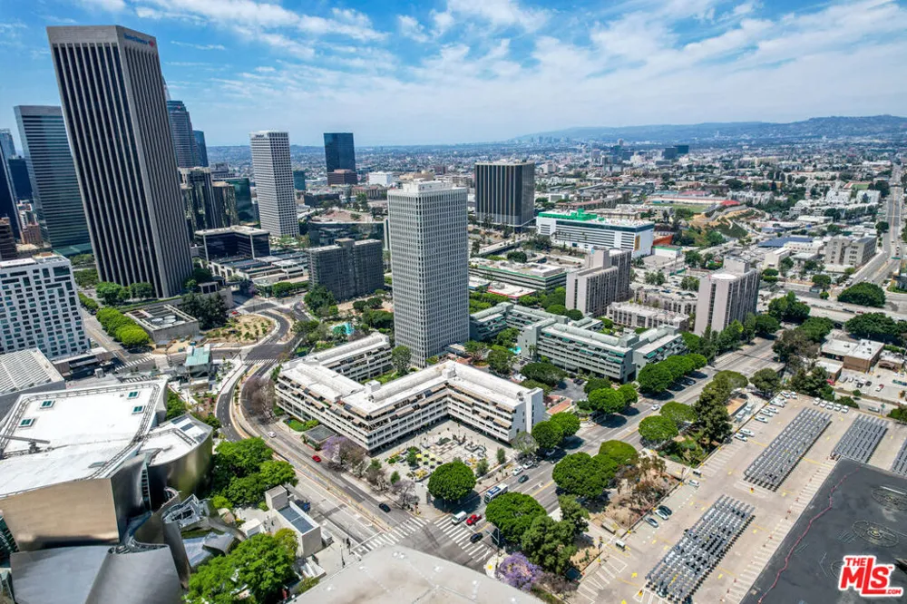 880 W 1st Street #506 Los Angeles, CA 90012