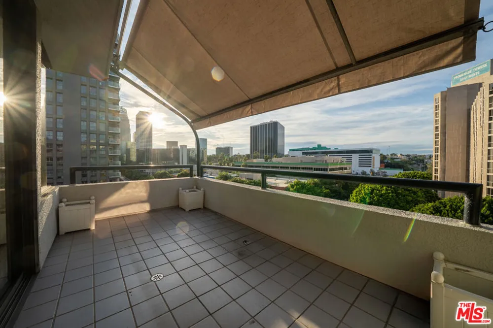 880 W 1st Street #506 Los Angeles, CA 90012
