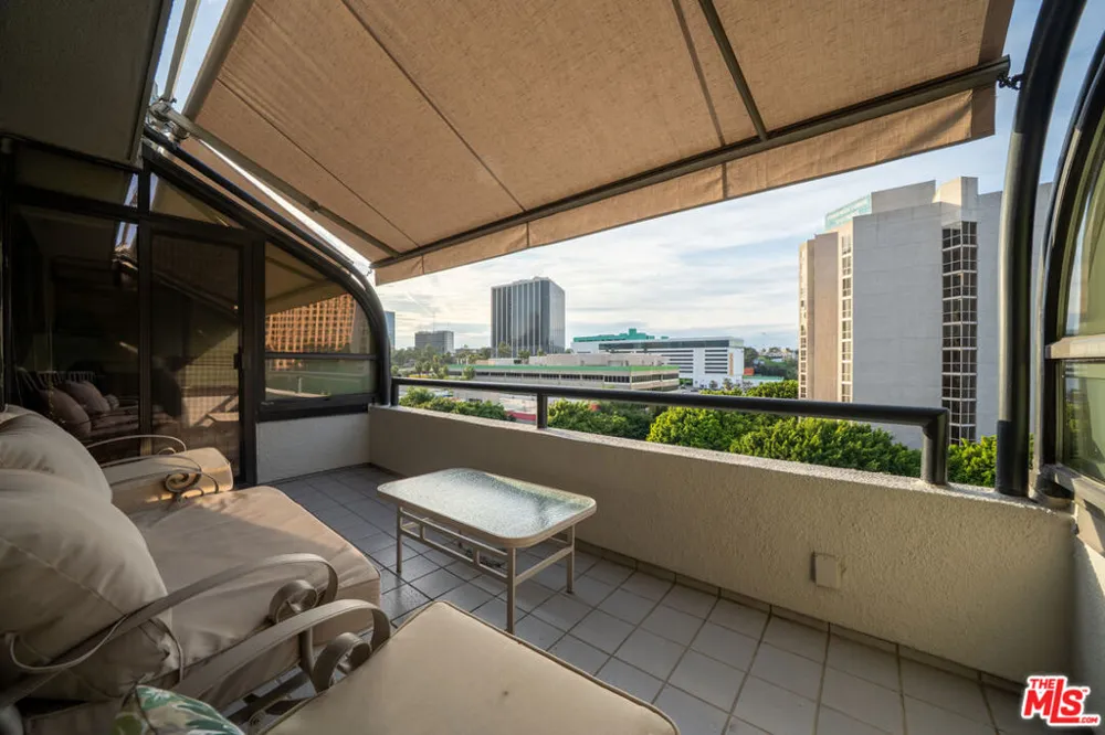 880 W 1st Street #506 Los Angeles, CA 90012