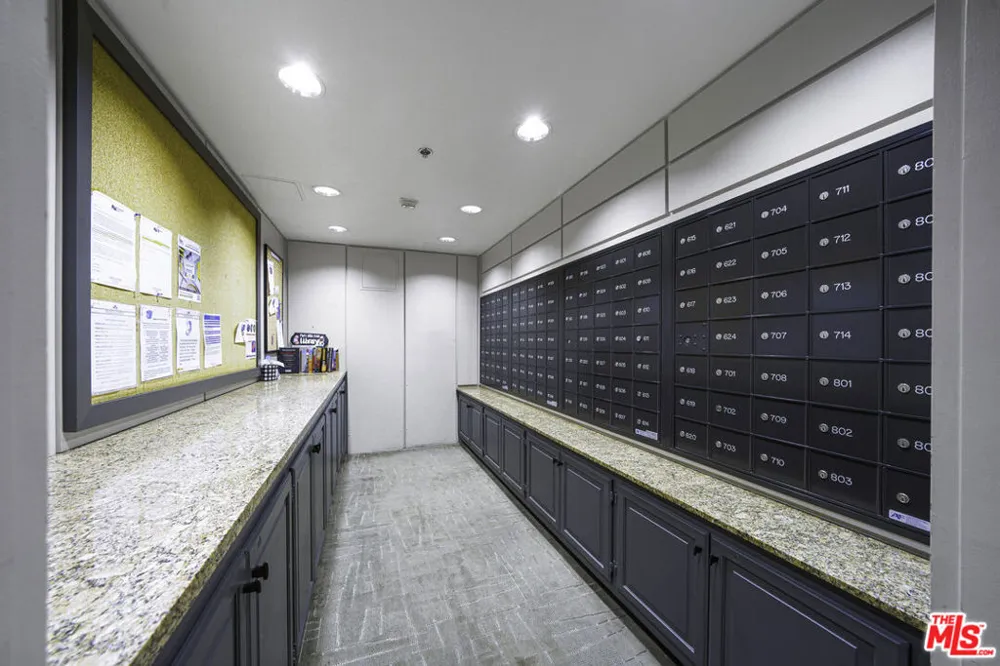 880 W 1st Street #506 Los Angeles, CA 90012