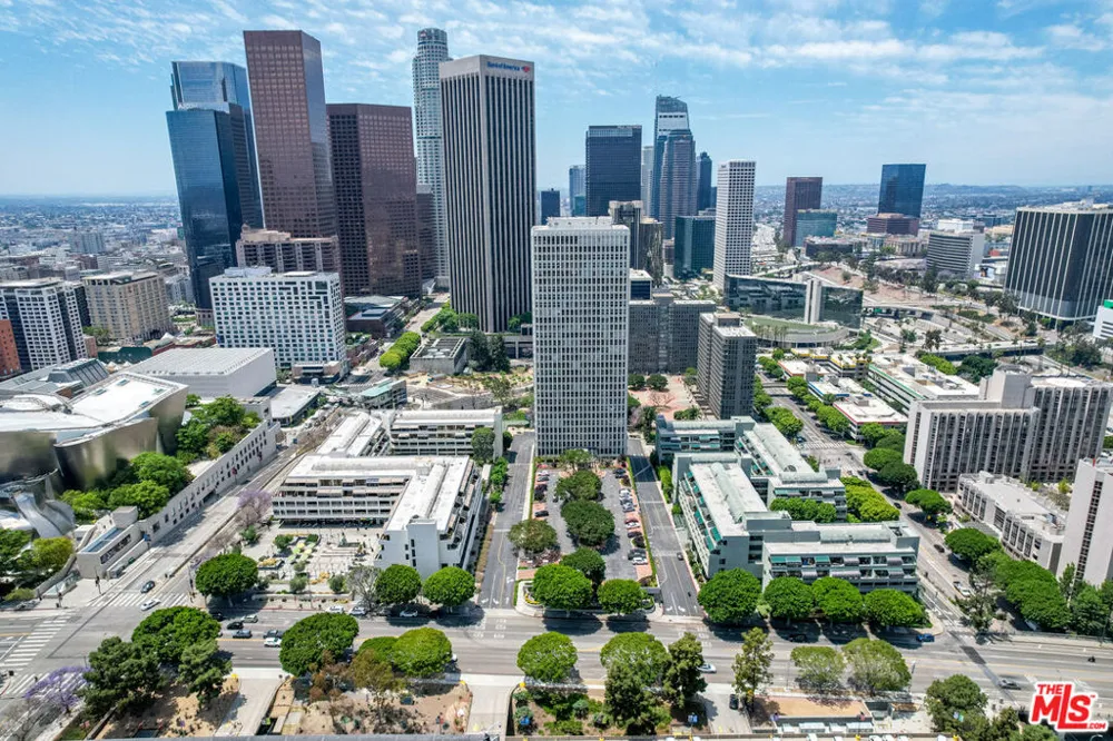 880 W 1st Street #506 Los Angeles, CA 90012