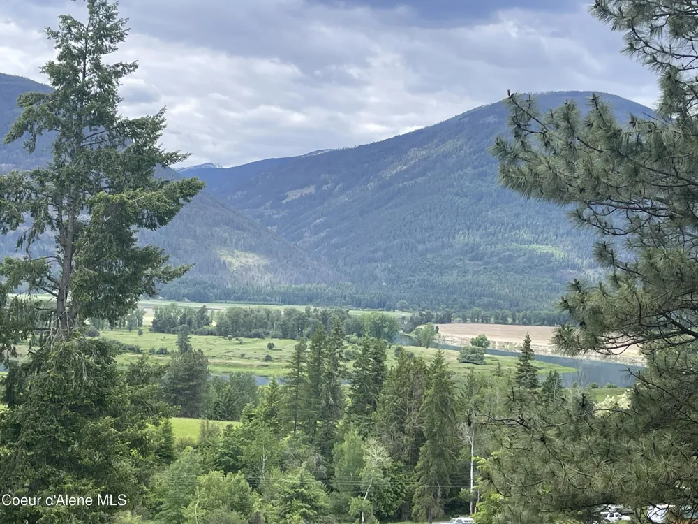 2447 Turner Hill Road Bonners Ferry, ID 83805