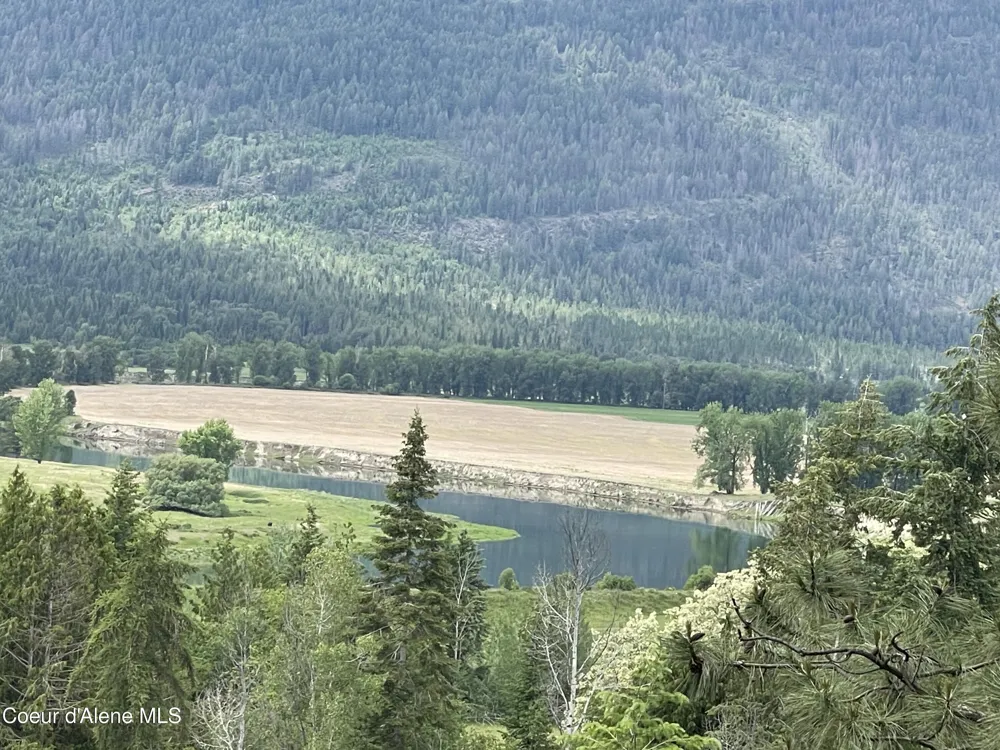 2447 Turner Hill Road Bonners Ferry, ID 83805