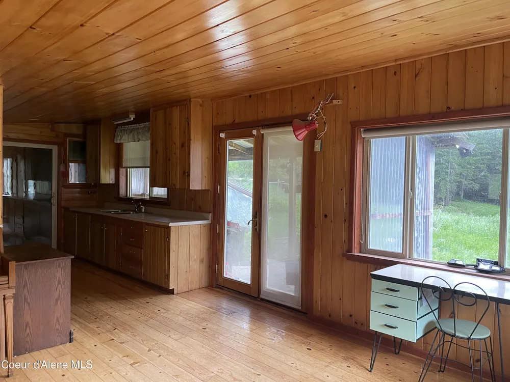2447 Turner Hill Road Bonners Ferry, ID 83805